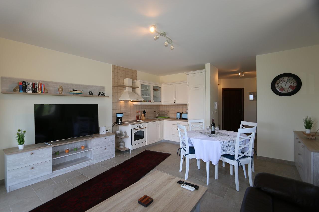 Apartment Soline Cove ภายนอก รูปภาพ