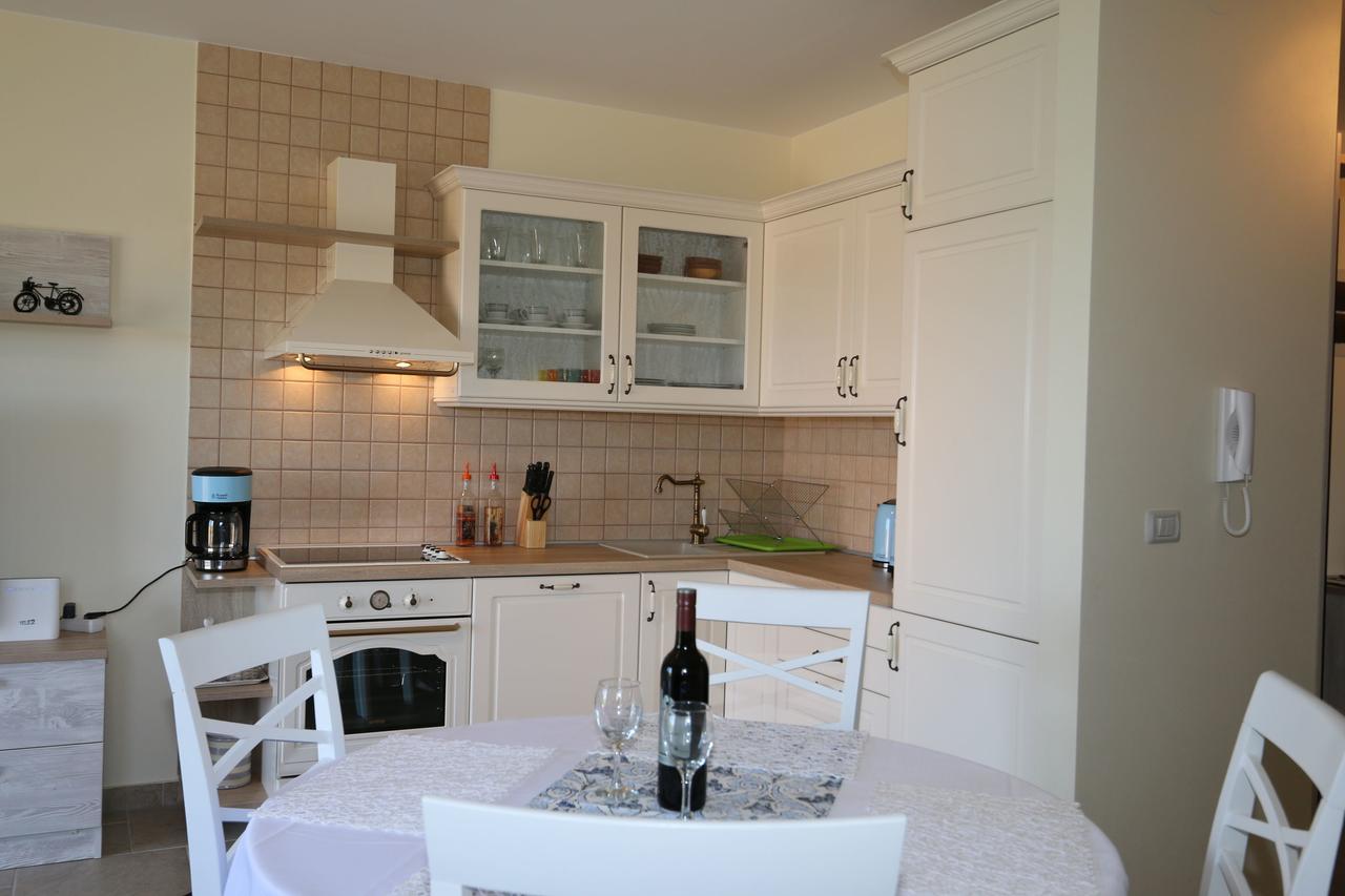 Apartment Soline Cove ภายนอก รูปภาพ